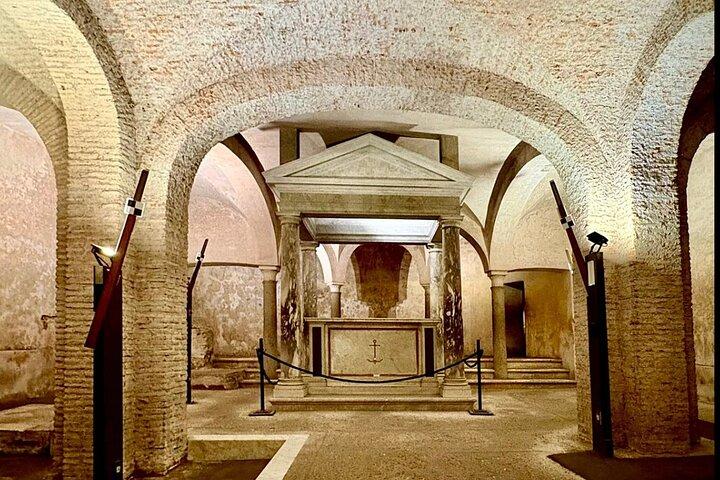 San Clemente Underground and Colosseum Small Group Tour in Rome
