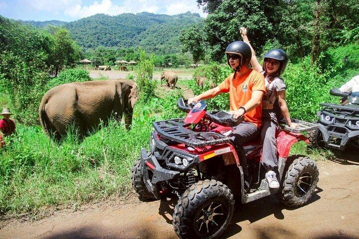 Tarzan World Zipline og ATV eventyr i Chiang Mai med frokost