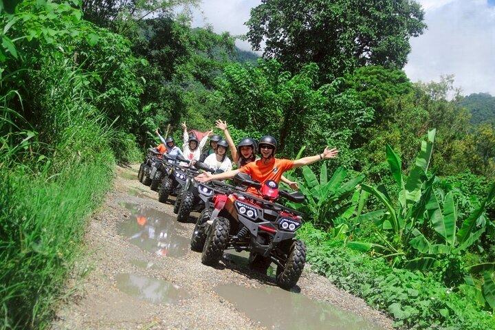Tarzan World Zipline og ATV eventyr i Chiang Mai med frokost