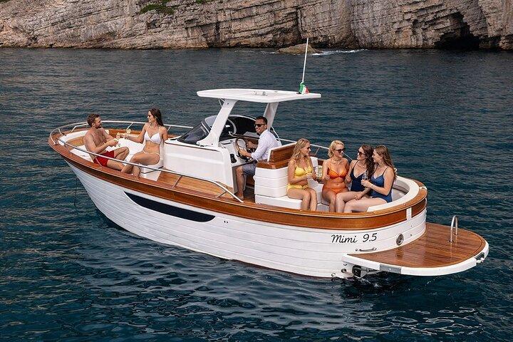 Tour en Barca de Capri y visita a la Grotta Azzurra