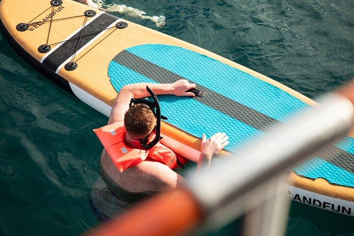 Cabo San Lucas Luxury Yacht Snorkeling Cruise con pranzo gourmet