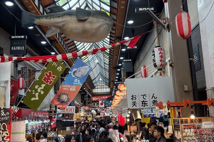 Explore Osaka como um local