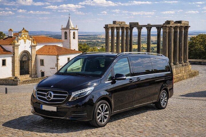 Évora Private Day Trip from Lisbon with Winery Visit