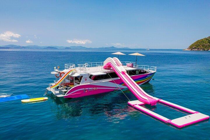 Tobogán acuático Lazy Phi Phi y Khai en catamarán de velocidad desde Phuket