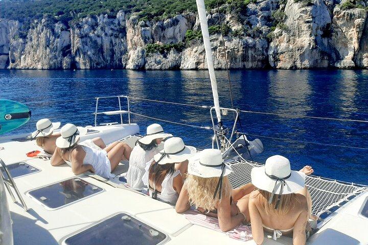 Full day catamaran tour in Alghero