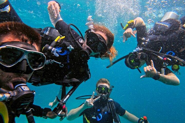 Experiencia de buceo y snorkel Racha Yai desde Phuket