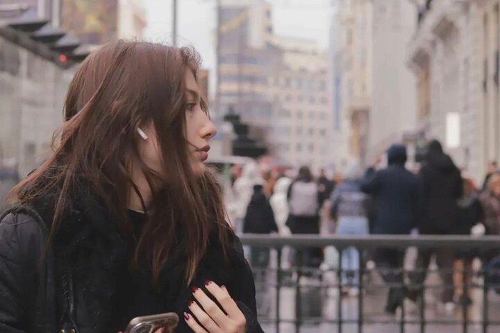 マドリードでのプライベート1時間フォトセッション：旅行とクリエイティブなポートレート