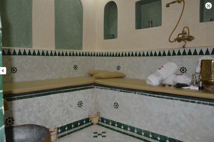 Marokkanischer Hammam & Agafay Desert Quad, Kamelritt mit Dinner Show