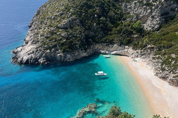 Tour in barca di Dhermi a Grama Bay Blue Gem Cave e snorkeling a nuoto