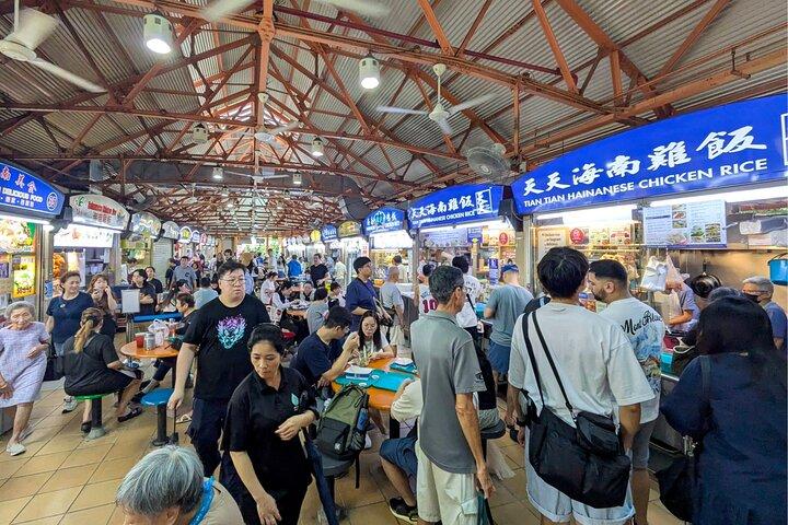 シンガポール・フードツアー：元シェフと地元のように食べる