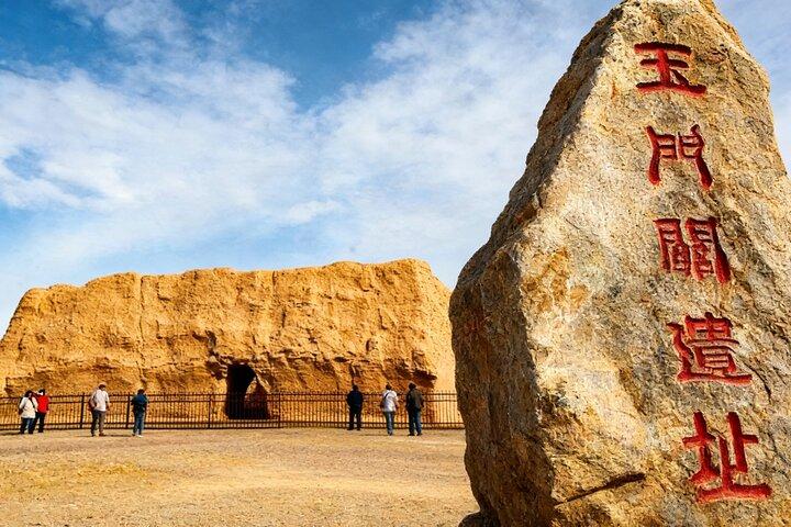 Excursão privada de um dia a Dunhuang: Yumen Pass, Ruínas da Grande Muralha de Han e Cidade Fantasma de Yadan