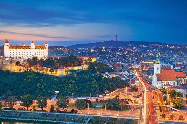 TOP Bratislava : Private Guided Tour with your mobile