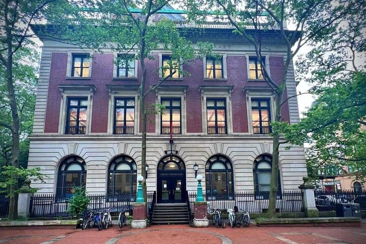 Tenement Tales: A Self-Guided Audio Tour of The Lower East Side