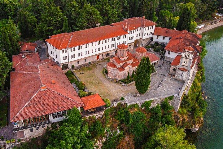Durazzo/Golem: tour di un giorno di Ohrid UNESCO, St Naum e Black Drin