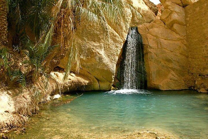 Partenza da Tunisi, Sousse, Hammamet, Oasi, Deserto, Pernottamento in tenda