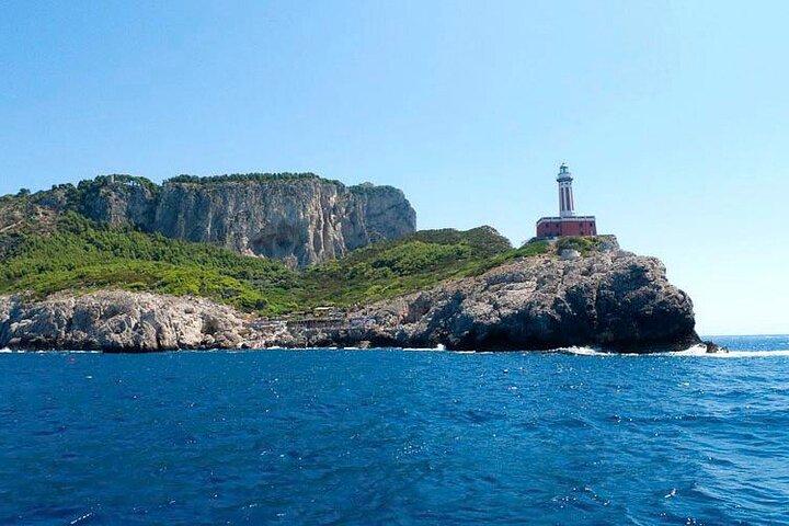 Capri Private Tour fra Sorrento eller Positano: Luksus Gozzo