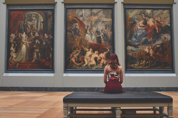 Un viaje privado a través del Louvre