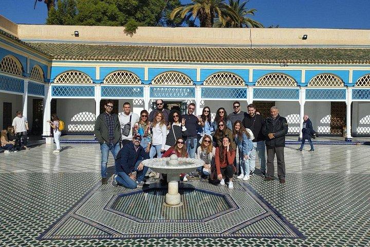 Kesh monumenti souk e giardino