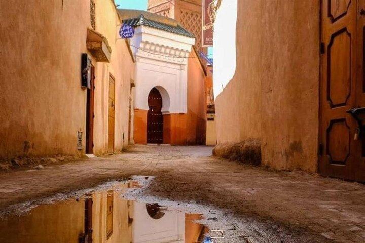 Souks and Shopping Tour in Marrakech Artisans and Historic Market