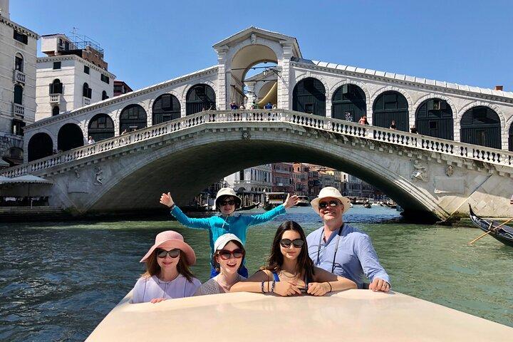 Venedig durch Land und Wasser
