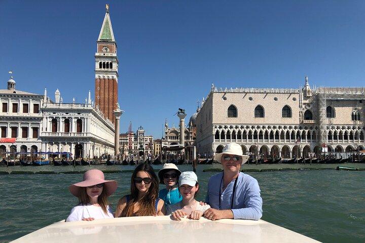 Venedig durch Land und Wasser