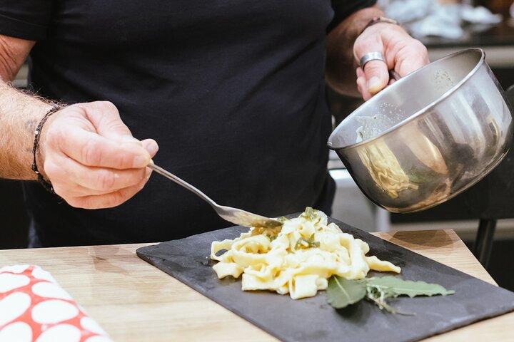 Viator Exclusive: Local Cooking Class & Dinner with View of Nice