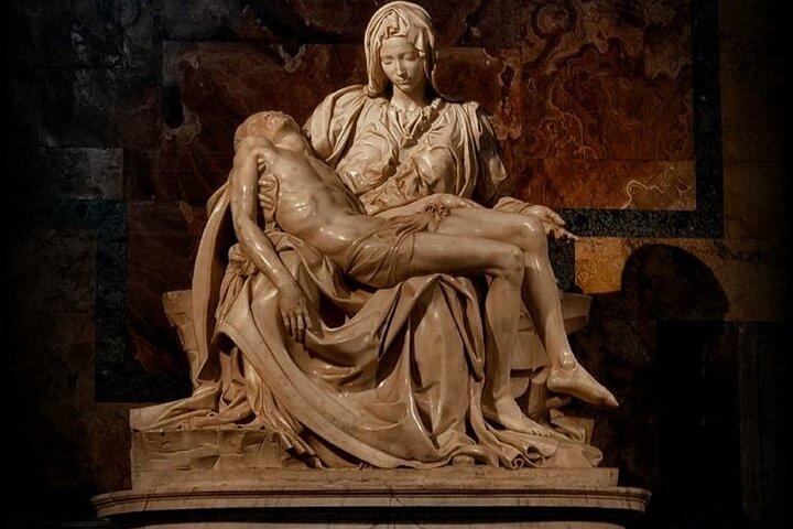 Private Tour of St.Peter’s Basilica, Grottoes, papal tomb & Dome