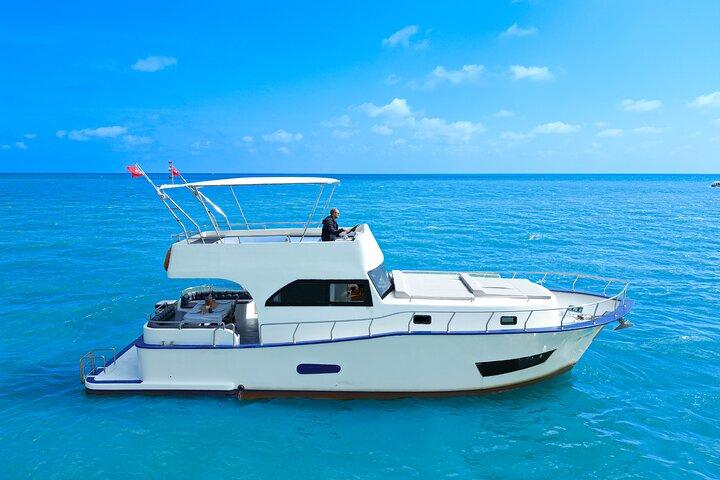 Excursion privée en yacht à Antalya avec déjeuner et transferts