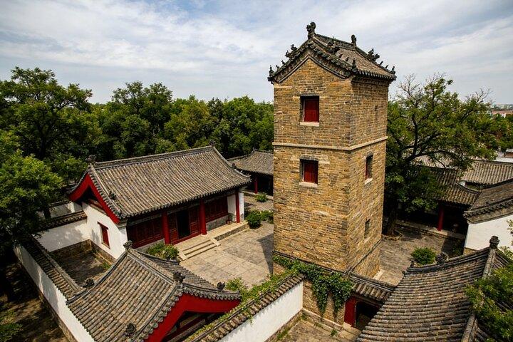 Private Qufu Day Tour vanuit Jinan: Confucius Temple, Family Mansion en Cemetery