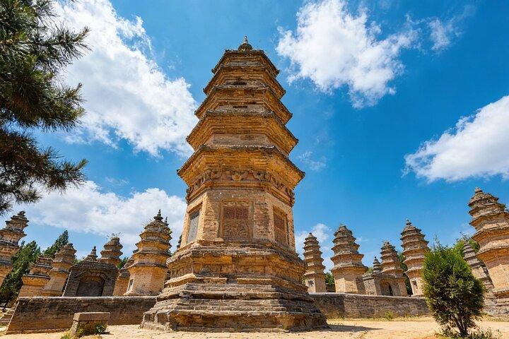 Excursão de 3 dias em Pequim: Hotéis perto de Longmen Grottoes & Terracotta