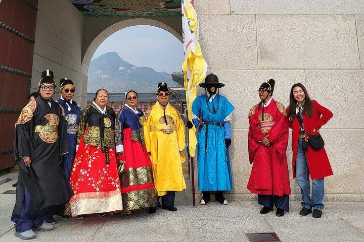 Das Beste von Seoul Private Tour : Gyeongbokgung, Bukchon & Ikseondong