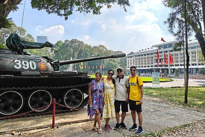 Tour de medio día a Ho Chi Minh City Essentials para grupos pequeños