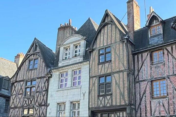 Strade medievali da gustare: tour audio della città di Tours