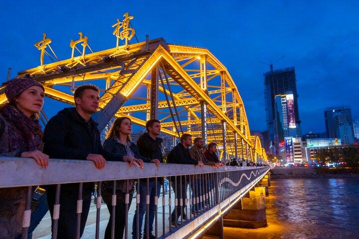 4 uur durende privé verlichte Lanzhou-tour: Yellow River en Food Street met diner