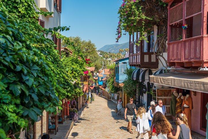 Excursão a pé de Antalya Old Town