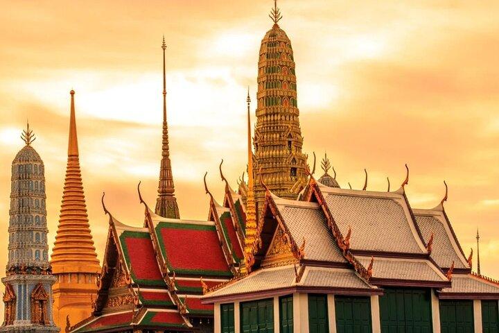 Bangkok City Tour med guidet tempelbesøg og fælles transfer