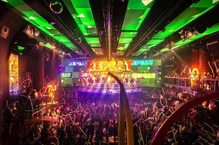 Coco Bongo Premium open bar