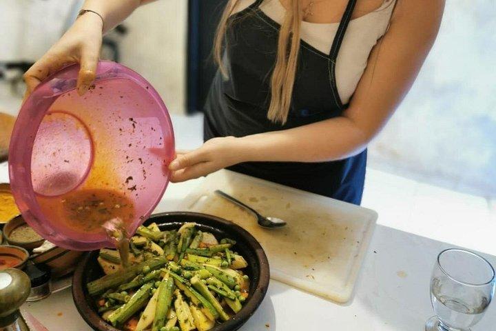 Authentic Moroccan Cooking Class with a Local Chef in Marrakech