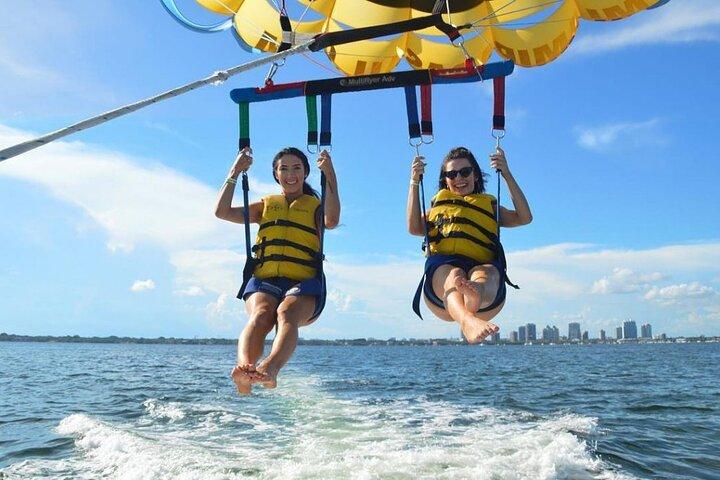 Parasailing em Miami Beach