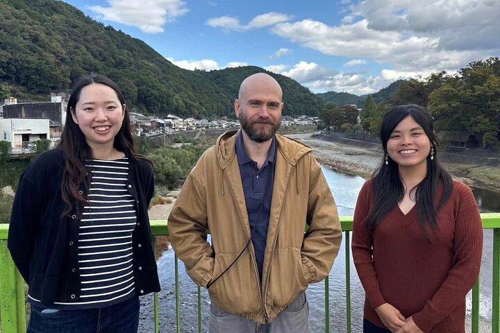 Tour a piedi di Yoshino Cherry Blossom con visita al tempio