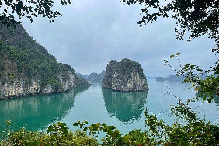 白頭ロングベイ日帰り旅行：素晴らしい洞窟と秘密の風景を探索