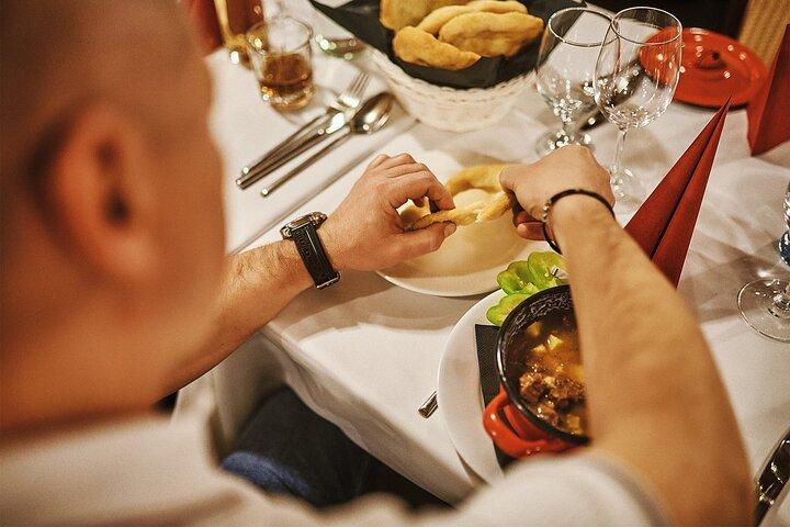Cruzeiro do Rio Danúbio de Budapeste com Goulash e Lángos