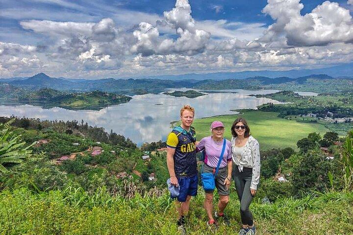 4 - Tour di un giorno dei laghi gemelli Ruanda : crociere in barca, visite alle isole, escursioni