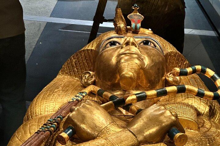 Tour por el Museo del Gran Egipto