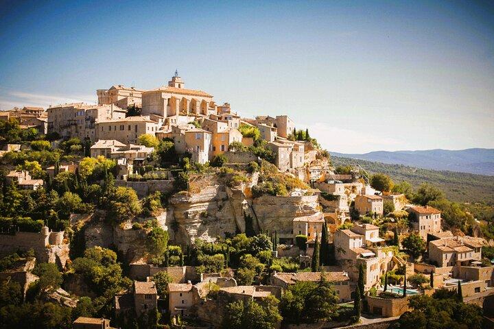Gordes Roussillon and Fontaine de Vaucluse day trip