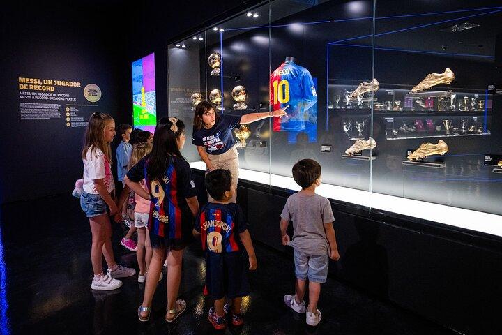 バルセロナ：FCバルセロナ博物館「バルサ没入型ツアー」チケット