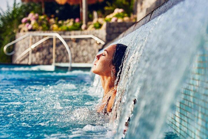 Ischia Giardini Poseidon Terme mit Transfer zum Hafen und Hotel