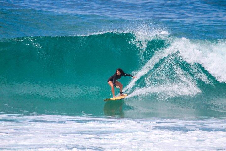 Lessons de Surf no Rio: Autentic Arpoador Beach Surf Experience