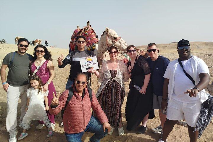 Excursion d'une journée à Charm el-Caire incluant le vol, les pyramides, le GEM ou le Musée antique