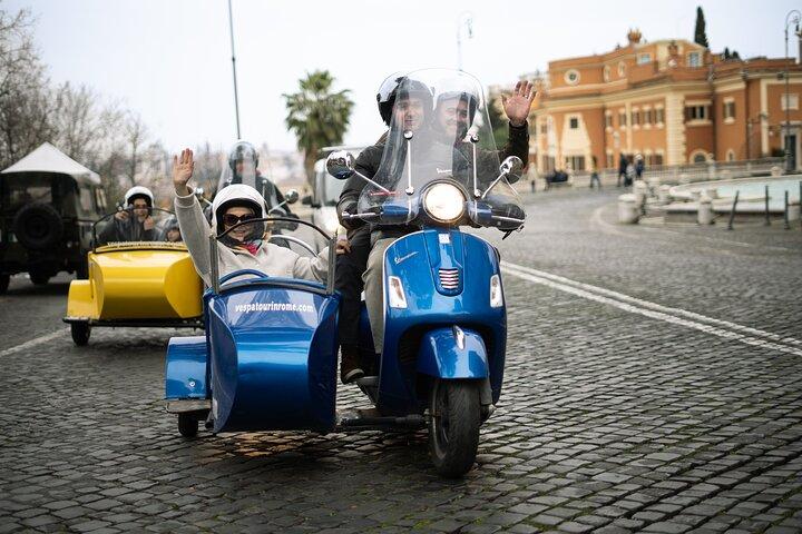Panoramic Vespa Sidecar Tour of Rome